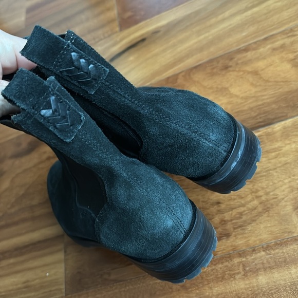 Jack Rogers suede boots - Picture 4 of 10